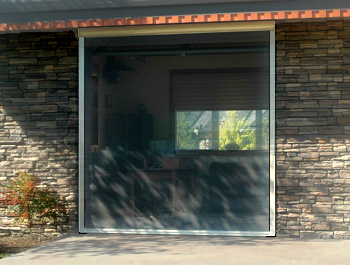 Shy Zip screen system by Glide Screen